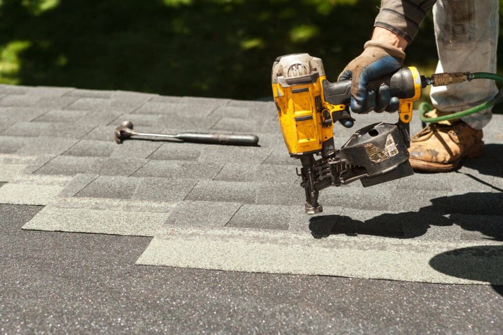 Commercial Roofing Contractor Image 2